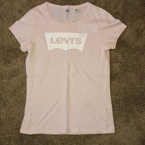 Baby Pink Levi’s Tee - Size L (fits smaller)